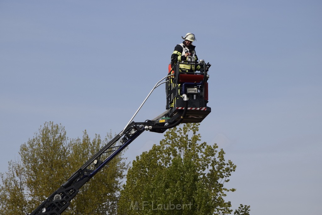 Schwerer VU LKW Zug Bergheim Kenten Koelnerstr P302.JPG - Miklos Laubert